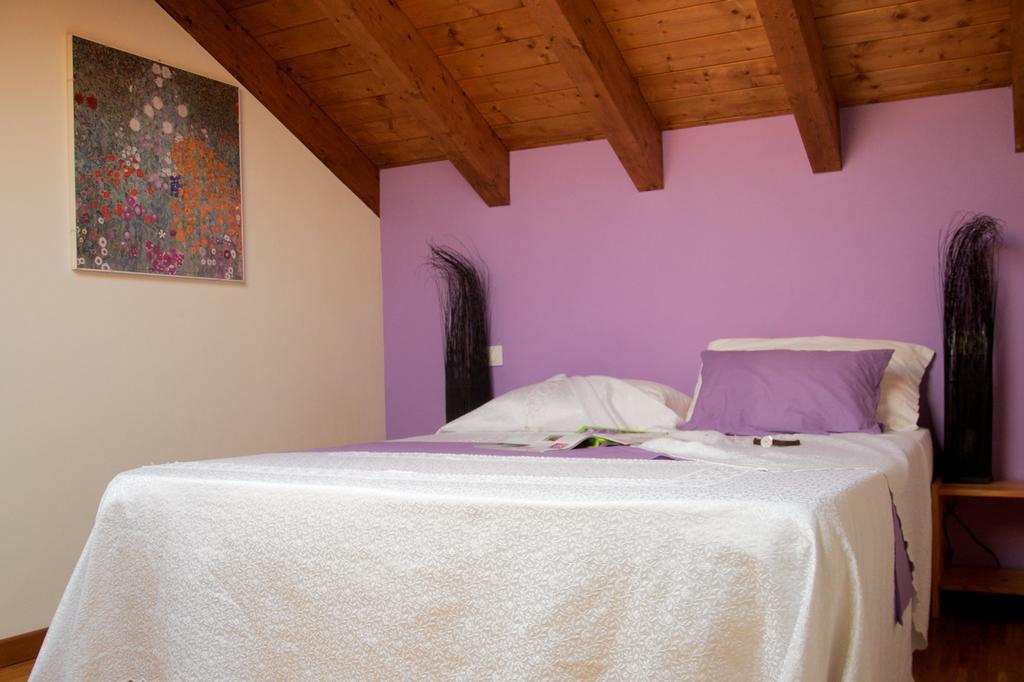 Cascina Delle Mele Bed & Breakfast Vittuone Exterior photo