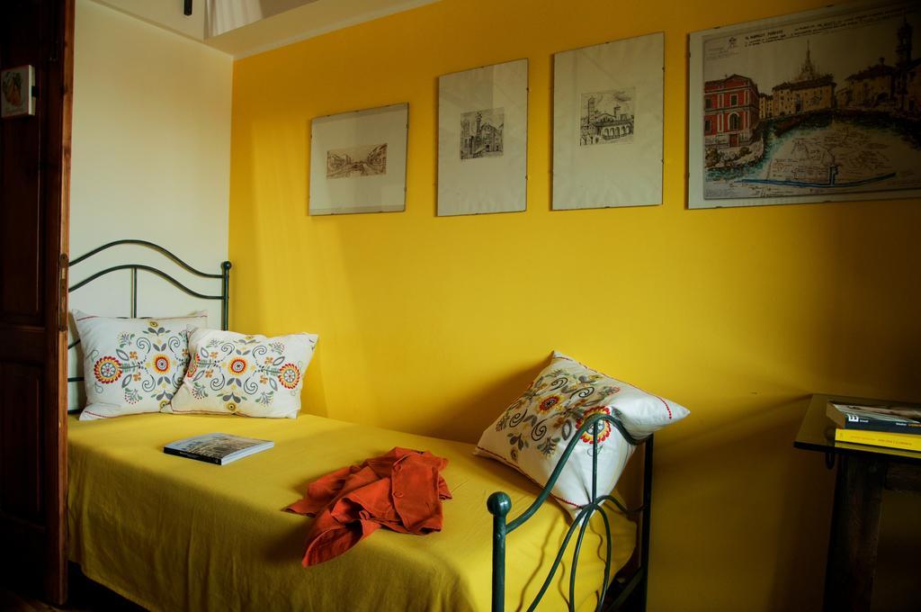 Cascina Delle Mele Bed & Breakfast Vittuone Exterior photo