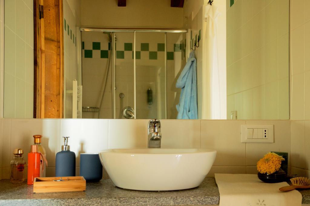 Cascina Delle Mele Bed & Breakfast Vittuone Exterior photo